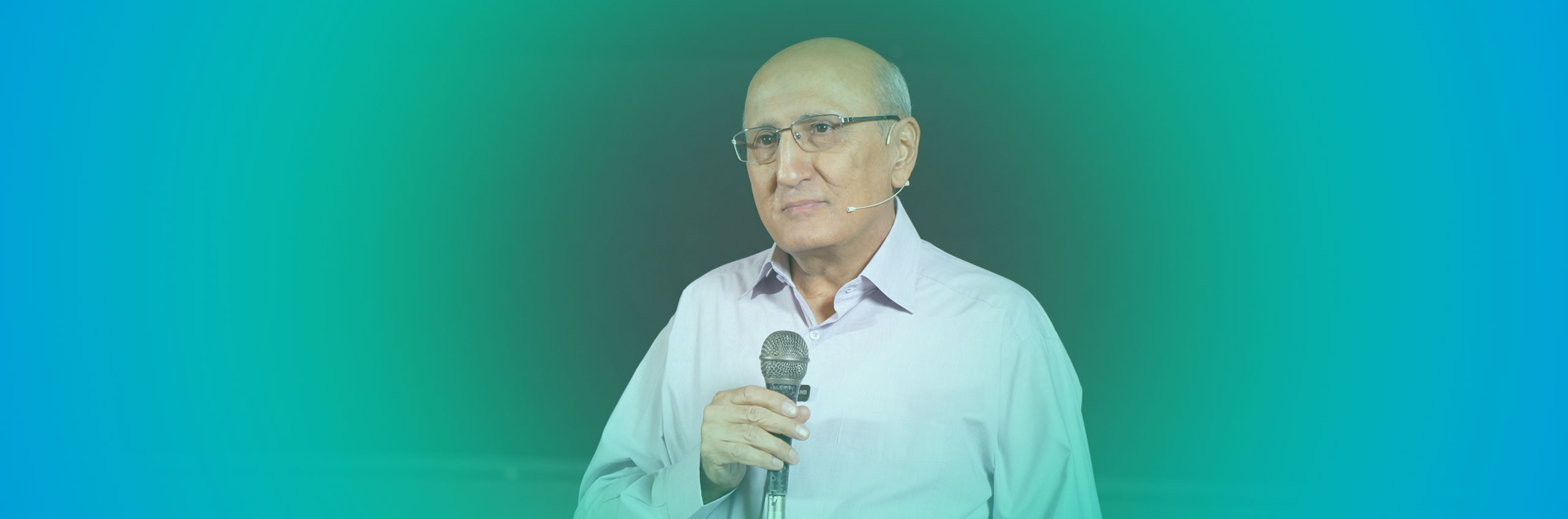شاهین فرهنگ